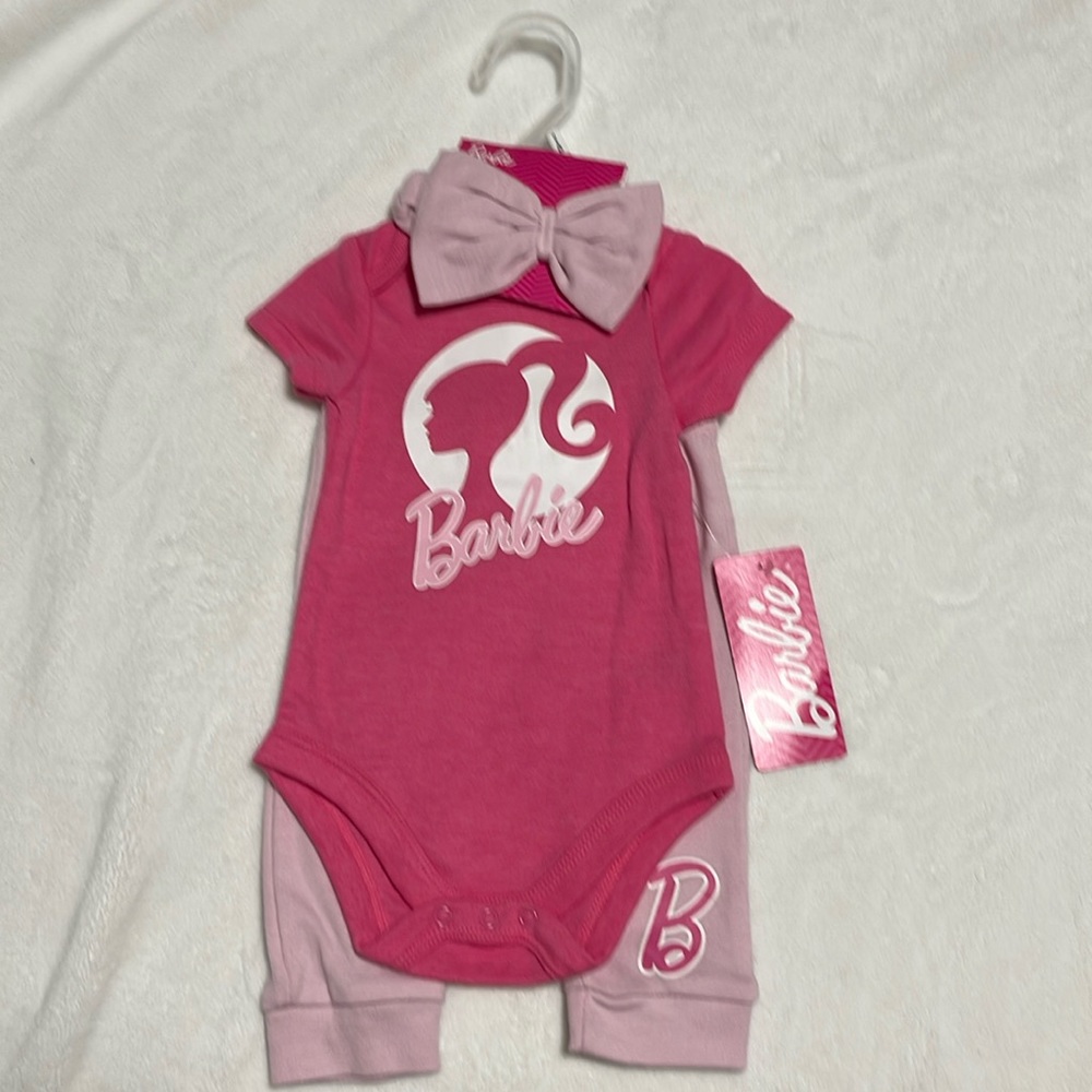 Brand New Baby Girl 0-3 Months Pink Barbie Outfit 3 pc